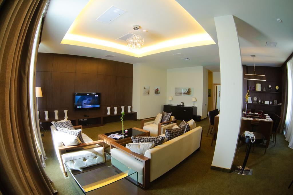 Voyage Hotel คารากันดี ภายนอก รูปภาพ